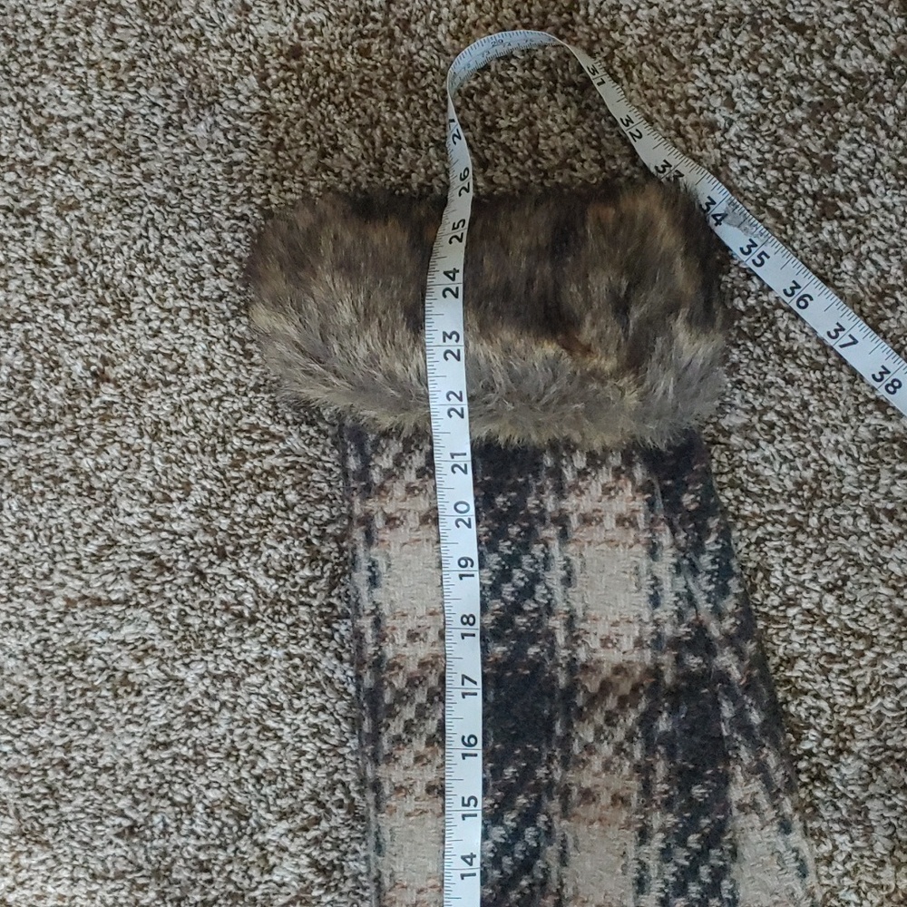 VTG Woolrich Parka Women's Fur Hood Plaid Coat Size Large - Picture 10 of 10